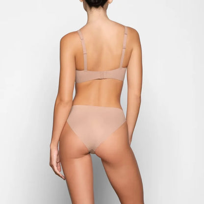 PLUNGE BRALETTE